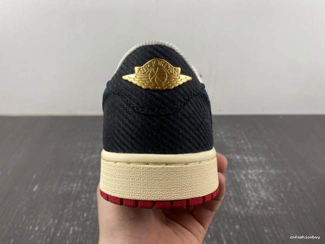 OG Air Trophy Low x Jordan Room Away 1 FN0432-100 0731